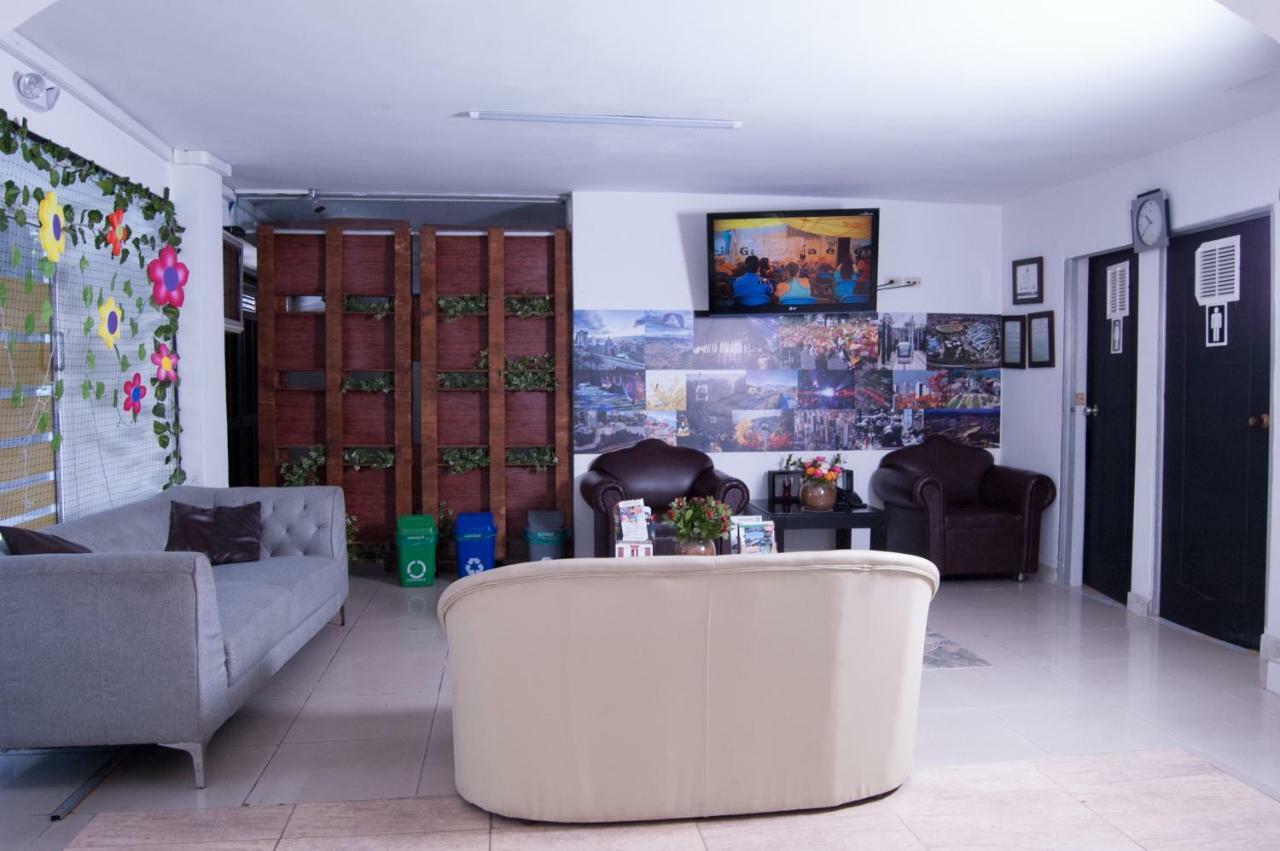 Hotel Recuerdos Del Estadio Medellín Kültér fotó
